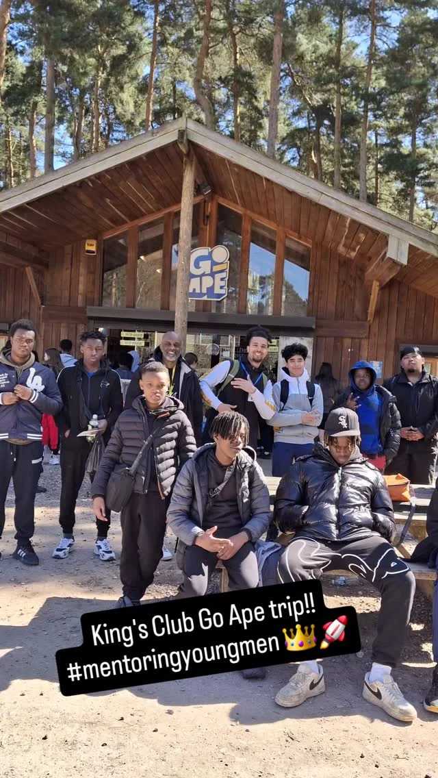 The King's Club crew had a fantastic time at Go Ape over the weekend. I'm so proud of our young men demonstrating bravery, confidence, and overcoming fears while tackling some challenging obstacles.

All in all, it was a great day out!! 👑🚀

#kingsclubwolverhampton #Mentoringyoungmen #MBLCIC #Boysmentoring #Mybaobablearningcic #goape #adolescence #blackboyjoy👑